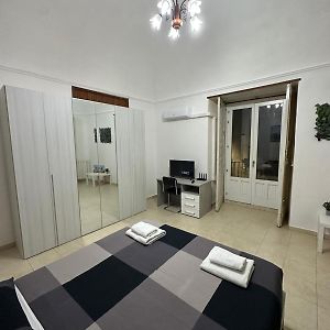 Camera standard con letto king size